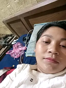 Snapshot of Happy_sexyx chatting on December 15, 2:43 pm Happy sexyx online show from December 15, 2:43 pm