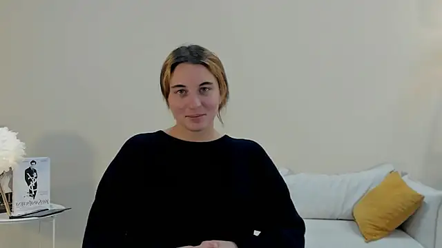 VeniceMostrom online show from December 16, 1:16 pm