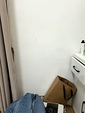 Niuniu1989 online show from December 16, 9:14 am