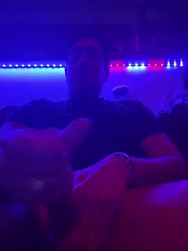 salescoquins online show from December 19, 6:53 am