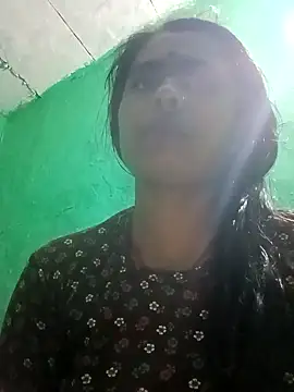 Arti hot44A online show from December 14, 3:39 pm