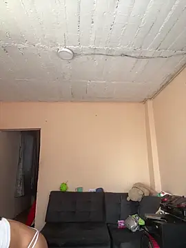 Snapshot of FOXXX_BABY chatting on December 18, 1:50 pm FOXXX BABY online show from December 18, 1:50 pm