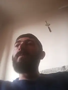 Snapshot of vgrr45534 chatting on December 16, 7:02 am vgrr45534 online show from December 16, 7:02 am