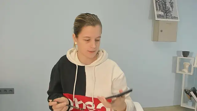 EstellaRank online show from December 20, 6:20 am