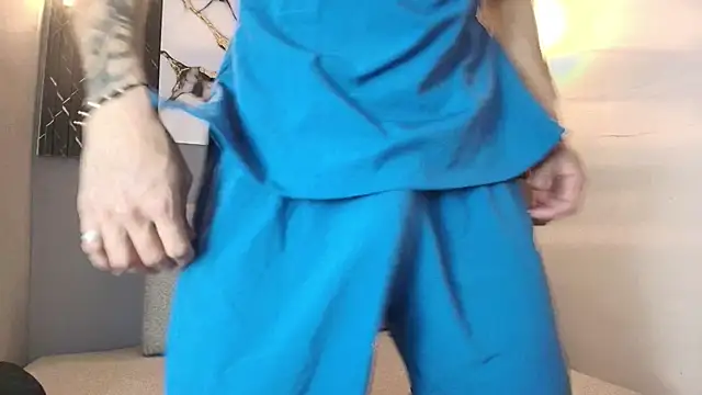 DAVIN 01 online show from December 16, 12:10 pm