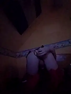 Snapshot of StrictChain458 chatting on December 17, 12:05 am StrictChain458 online show from December 17, 12:05 am