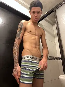 Danseuz online show from December 14, 3:39 pm