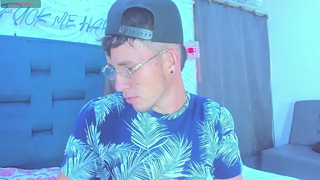 sweetboyssex  online show from December 15, 12:09 pm