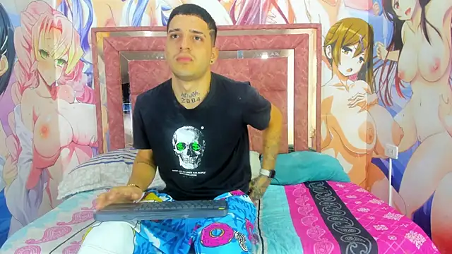 Snapshot of Foxx_king chatting on December 16, 12:32 pm Foxx king online show from December 16, 12:32 pm