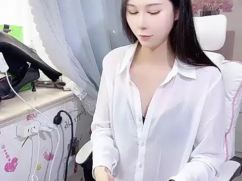 Snapshot of xiaole08 chatting on December 17, 1:22 am xiaole08 online show from December 17, 1:22 am