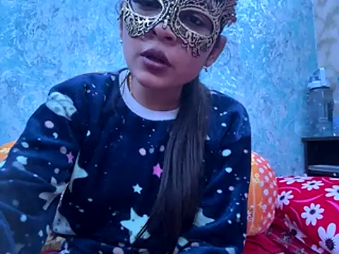 lovebirds696968 online show from December 19, 6:15 pm