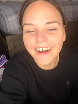 TrendySunrise62 online show from December 17, 2:56 pm