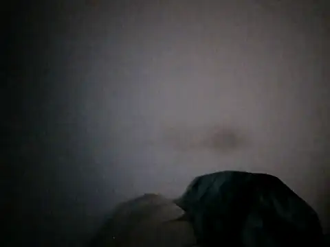 Snapshot of Mikki9233 chatting on December 14, 11:09 pm Mikki9233 online show from December 14, 11:09 pm