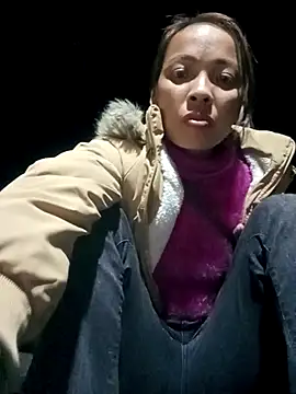 Snapshot of Andrea-688 chatting on December 17, 3:29 pm Andrea-688 online show from December 17, 3:29 pm