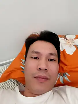 Snapshot of cheung1001 chatting on December 15, 8:07 am cheung1001 online show from December 15, 8:07 am