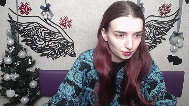 Snapshot of LisaDarcy chatting on December 17, 6:08 am LisaDarcy online show from December 17, 6:08 am