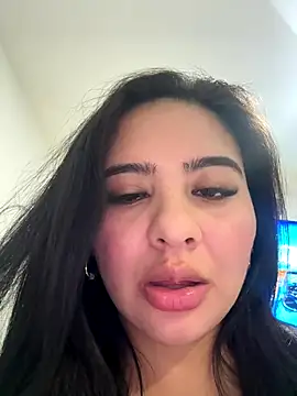 Alejandra-777 online show from December 17, 3:23 am