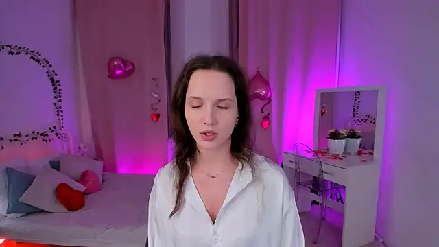 Snapshot of Ariadna_Shy chatting on February 14, 10:25 pm Ariadna Shy online show from February 14, 10:25 pm