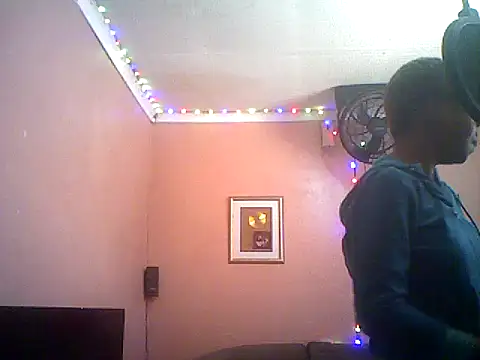 QUEENSasha27 online show from December 22, 9:28 am