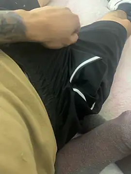 Snapshot of mamitasirena chatting on December 18, 9:54 pm mamitasirena online show from December 18, 9:54 pm