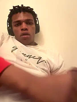 davebigjunk12 online show from December 19, 6:31 am