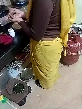 kaamuk madhu online show from December 20, 3:57 am