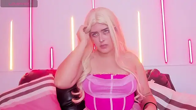 Snapshot of Annycolsonnn chatting on December 22, 12:57 pm Annycolsonnn online show from December 22, 12:57 pm