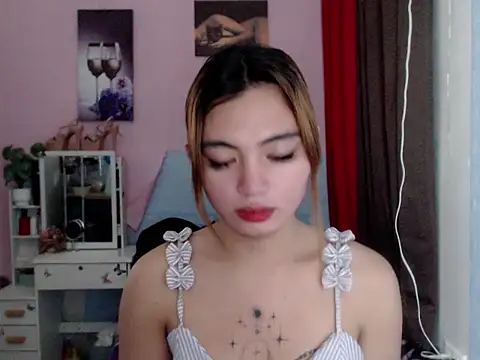 petite21gomez online show from December 21, 8:54 am