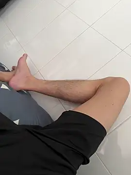 phinn18400 online show from December 22, 6:32 am