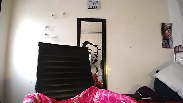 abril onnel online show from January 16, 8:57 pm