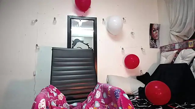 abril onnel online show from February 19, 12:03 am