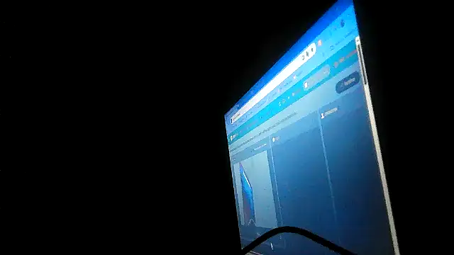 Snapshot of bialoba7 chatting on October 21, 9:59 pm bialoba7 online show from October 21, 9:59 pm