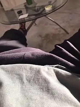 Snapshot of Tommyzzzzzz chatting on September 28, 2:55 pm Tommyzzzzzz online show from September 28, 2:55 pm