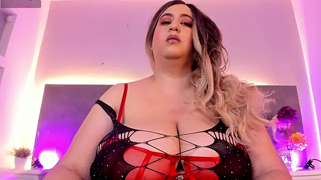 Snapshot of AsshleyDavis chatting on March 14, 10:49 pm AsshleyDavis online show from March 14, 10:49 pm