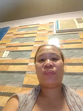 squirtshantal online show from October 13, 3:01 pm