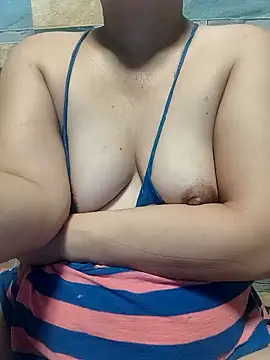 squirtshantal online show from November 17, 1:22 am