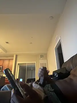 kiddzz online show from December 19, 1:45 am