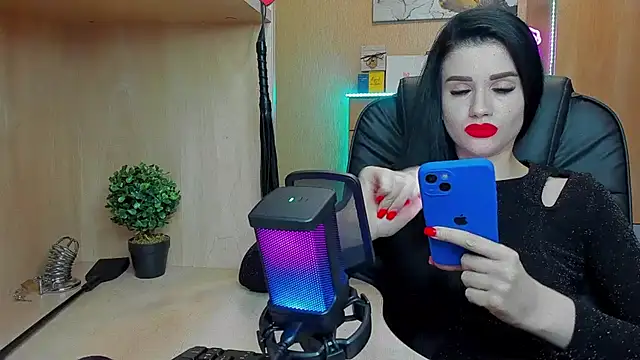 KristiTopxx online show from January 27, 6:20 pm