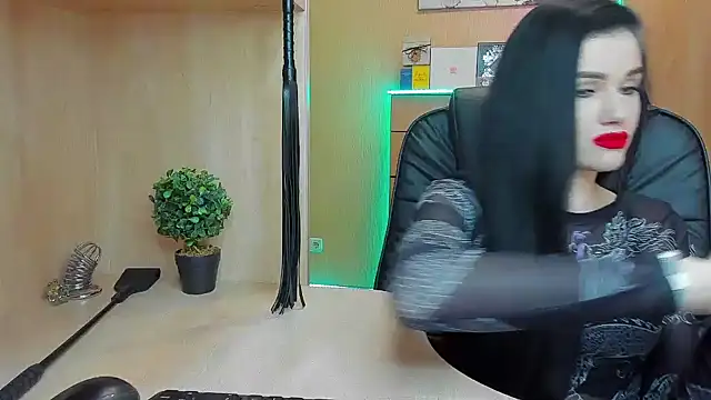 KristiTopxx online show from February 10, 7:28 pm