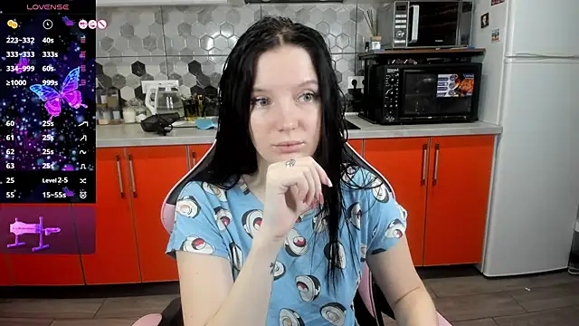 Snapshot of Mary_Blu chatting on January 18, 7:58 pm Mary Blu online show from January 18, 7:58 pm