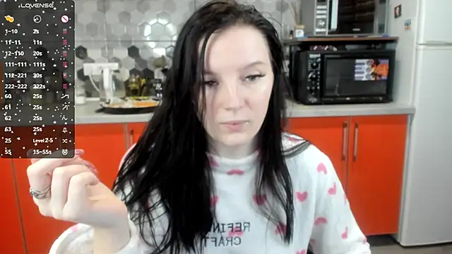 Snapshot of Mary_Blu chatting on January 19, 11:21 pm Mary Blu online show from January 19, 11:21 pm