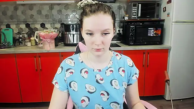 Snapshot of Mary_Blu chatting on February 5, 7:53 pm Mary Blu online show from February 5, 7:53 pm