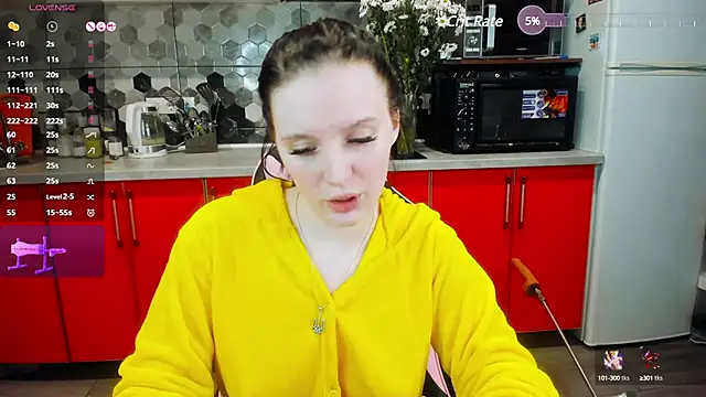 Snapshot of Mary_Blu chatting on February 10, 11:45 pm Mary Blu online show from February 10, 11:45 pm