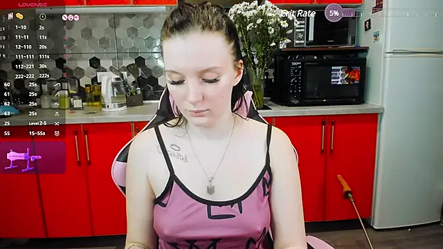 Snapshot of Mary_Blu chatting on February 12, 1:52 am Mary Blu online show from February 12, 1:52 am