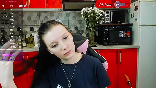 Snapshot of Mary_Blu chatting on February 12, 8:29 pm Mary Blu online show from February 12, 8:29 pm