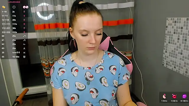 Snapshot of Mary_Blu chatting on February 17, 4:20 am Mary Blu online show from February 17, 4:20 am