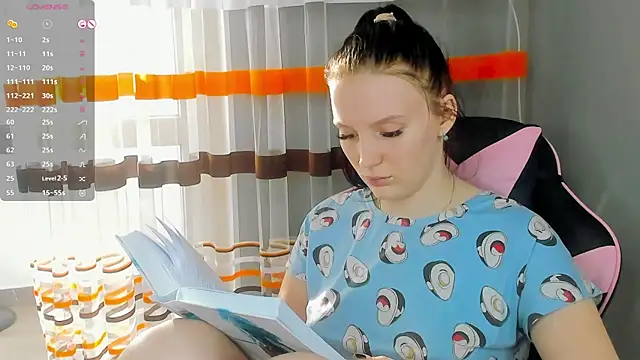 Snapshot of Mary_Blu chatting on February 17, 7:26 am Mary Blu online show from February 17, 7:26 am