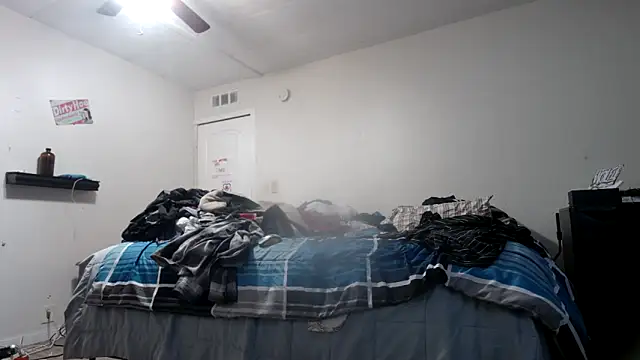 CirclingClass online show from December 23, 3:23 pm