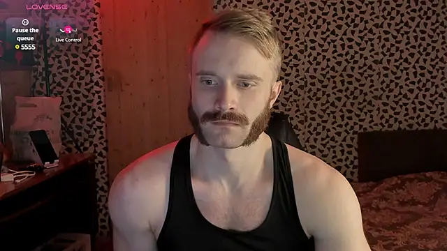 Snapshot of Paul_Rolex chatting on March 19, 4:55 pm Paul Rolex online show from March 19, 4:55 pm