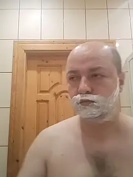 Snapshot of Luceriusbigass chatting on January 23, 6:56 pm Luceriusbigass online show from January 23, 6:56 pm